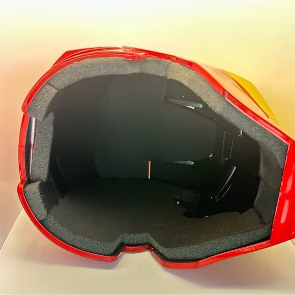 Marvel Ironman Helmet LED Light Up Eyes Foam Liner Push Button Opening Front - Picture 5 of 16
